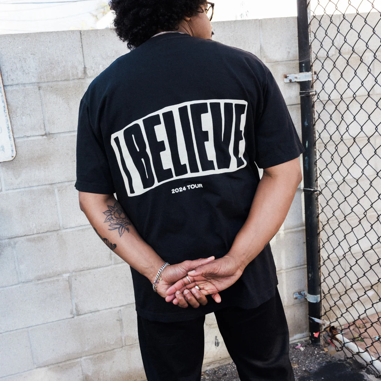 OUTW/THEOLD - I BELIEVE Black Tee - Image 4